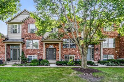 416 Valentine Way, Townhouse with 2 bedrooms, 1 bathrooms and 2 parking in Oswego IL | Image 1