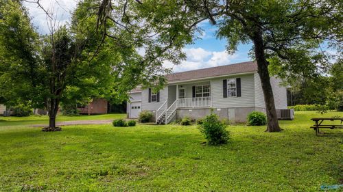 174 Pea Ridge Rd, Crossville, AL, 35962-5614 | Card Image