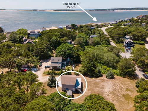 135 Indian Neck Rd, Wellfleet, MA, 02667-6912 | Card Image