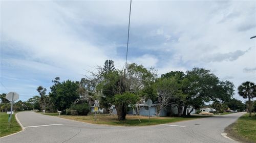 7001 & 7011 Hibiscus Avenue S, SOUTH PASADENA, FL, 33707 | Card Image