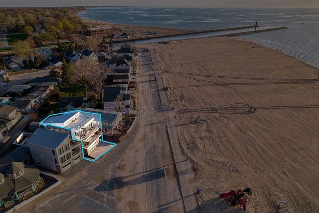 42 Lake Shore Drive | Image 49