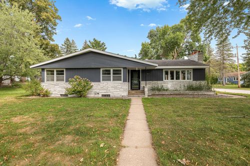 505 9th St Se, Little Falls, MN, 56345-3349 | Card Image