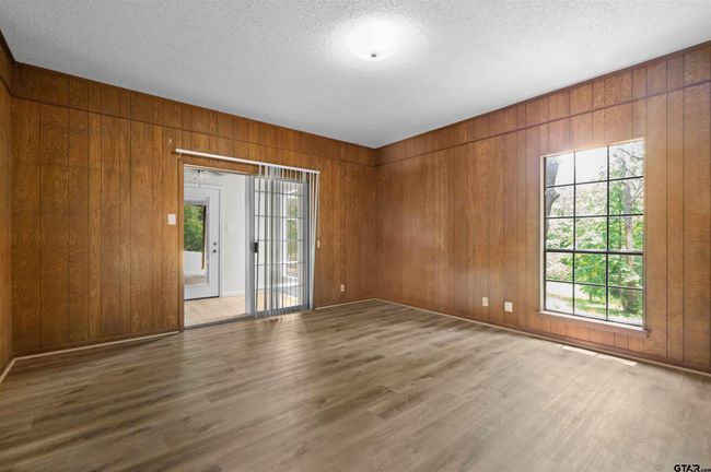 20568 State Highway 110 S, House other with 4 bedrooms, 3 bathrooms and null parking in Troup TX | Image 20