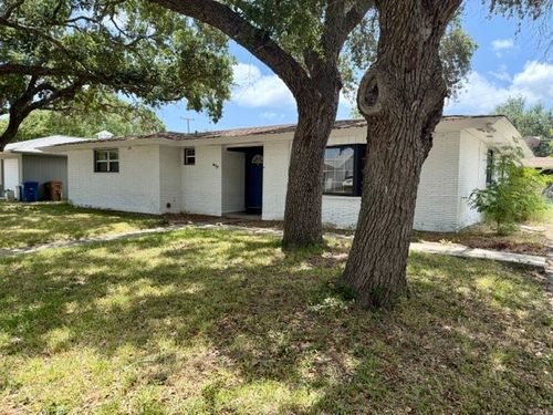 617 Williamson Pl, Corpus Christi, TX, 78411-2233 | Card Image