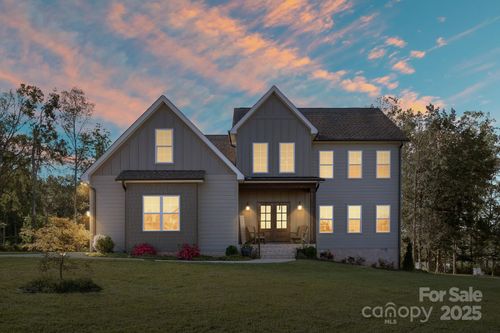118 Arrendal Ct, Mocksville, NC, 27028-4671 | Card Image