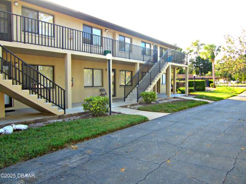 207-1601 Big Tree Rd, South Daytona, FL, 32119-8642 | Card Image