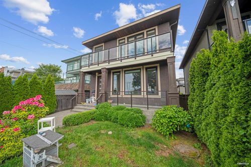 8 Glynde Avenue, Burnaby, BC, V5B3J2 | Card Image