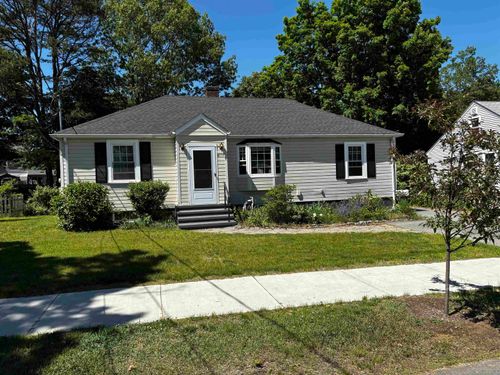 617 Colonial Dr, Portsmouth, NH, 03801-4708 | Card Image