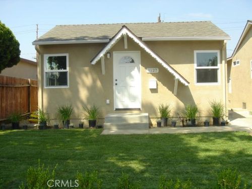 1127 N Briarwood St, Anaheim, CA, 92805 | Card Image