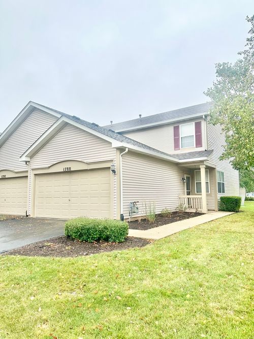 1788 S Wentworth Cir, Romeoville, IL, 60446-5100 | Card Image