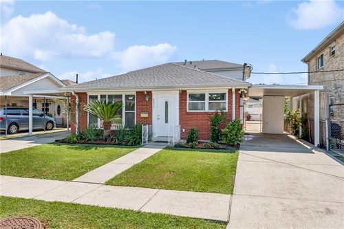 6077 79 Wildair Drive, New Orleans, LA, 70122 | Card Image