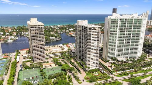 apt-502-20185 E Country Club Dr, Aventura, FL, 33180-3049 | Card Image