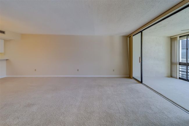 APT-8326 - 14255 Rosemary Ln, Condo with 2 bedrooms, 2 bathrooms and null parking in LARGO FL | Image 24