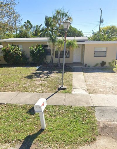 3500 Sw 37th St, House other with 3 bedrooms, 3 bathrooms and null parking in West Park FL | Image 1