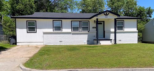 241 E 53rd St N, Tulsa, OK, 74126-2656 | Card Image