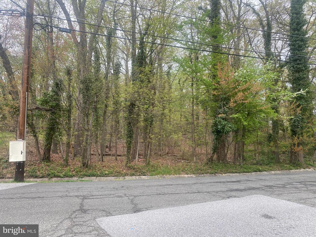 Land in OXON HILL 2