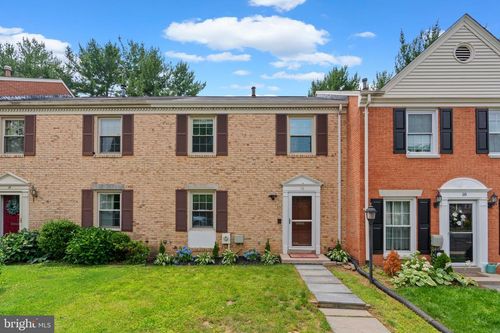 16 Cornerwood Ct, GAITHERSBURG, MD, 20878-1904 | Card Image