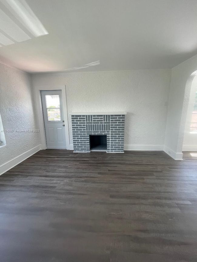 1738 - 1736 Sw 9th St, Home with 3 bedrooms, 1 bathrooms and null parking in MIAMI FL | Image 37