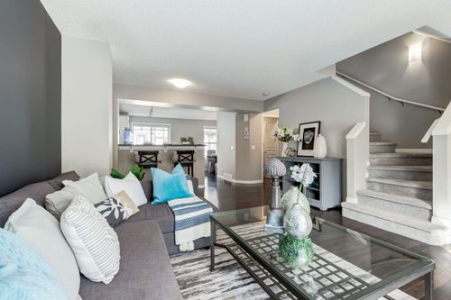 161 New Brighton Villas Se, Calgary, AB, T2Z0T6 | Card Image