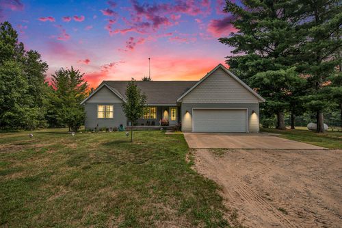 1170 230th Avenue Avenue, Newaygo, MI, 49337 | Card Image