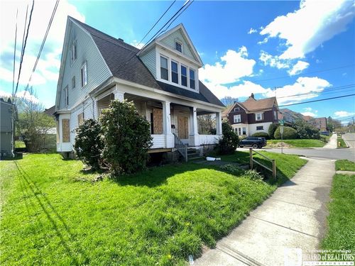 517 Newland Ave, Jamestown, NY, 14701-6725 | Card Image