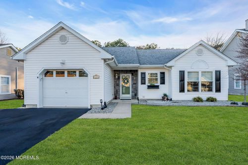 27 Molly Ln, Brick, NJ, 08723-7956 | Card Image