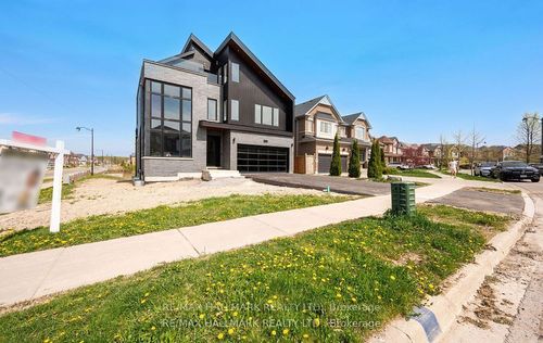 119 Pointon St, Aurora, ON, L4G0J7 | Card Image