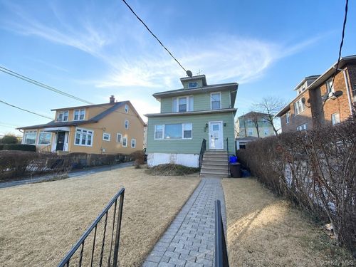 640 S 6th Ave, Mount Vernon, NY, 10550-4802 | Card Image