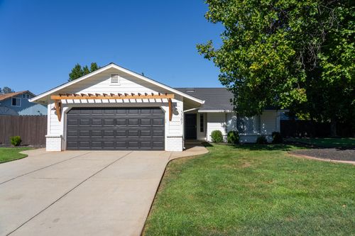 3387 Bridger Dr, Redding, CA, 96002-2372 | Card Image