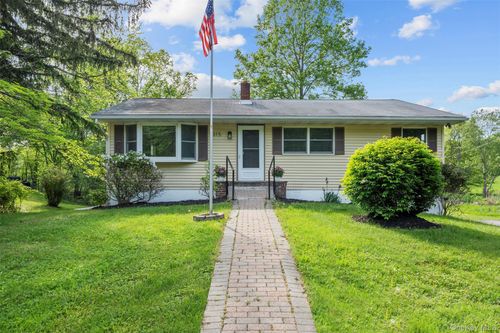 315 Scotchtown Rd, Goshen, NY, 10924-5030 | Card Image