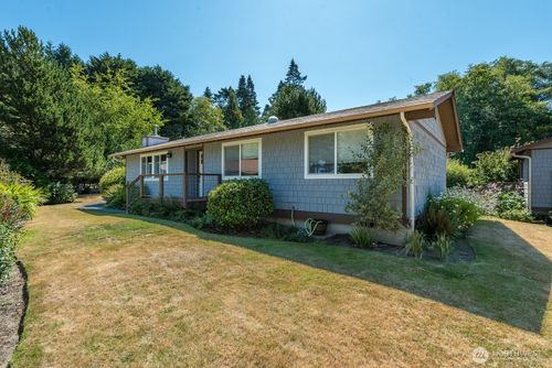 1607 Ne Parker Rd, Coupeville, WA, 98239-9591 | Card Image