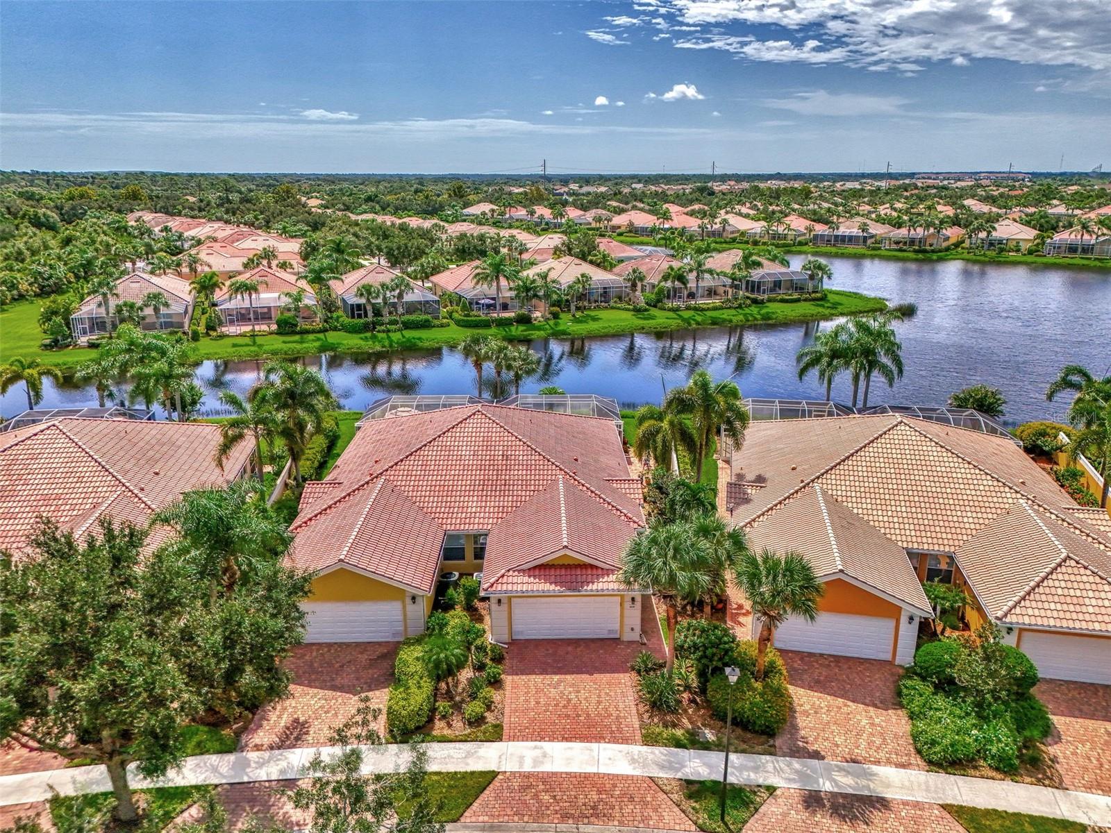 Benevento Dr, Sarasota, FL 34238