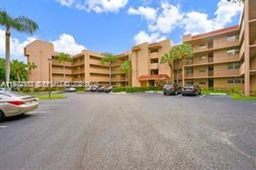 101-9501 Seagrape Dr, Davie, FL, 33324-5907 | Card Image