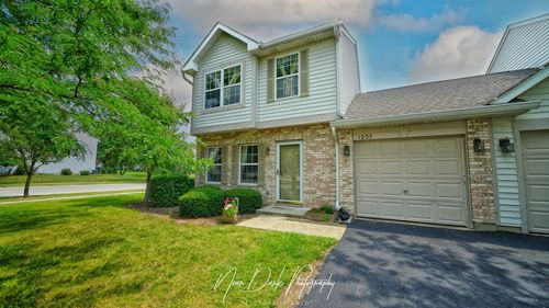 1203 N Nature Ct, Round Lake Beach, IL, 60073-2498 | Card Image