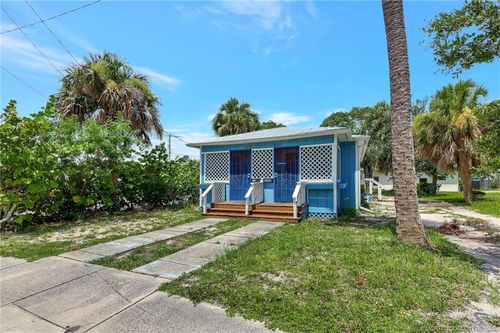 b-922 Se Bayou Ave, Stuart, FL, 34994-3124 | Card Image