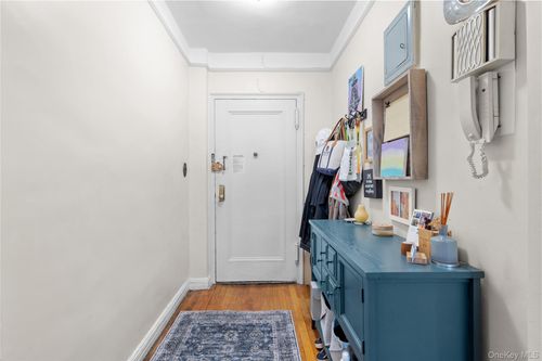 apt-4o-83 118th St, Kew Gardens, NY, 11415-2417 | Card Image