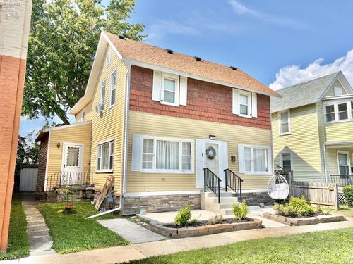 410 N Wood St, Fremont, OH, 43420-2545 | Card Image