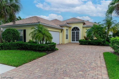 7935 Valentina Court, NAPLES, FL, 34114 | Card Image