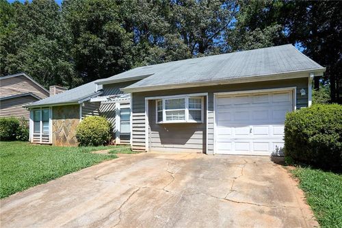 3882 Springleaf Pt, Stone Mountain, GA, 30083-7007 | Card Image
