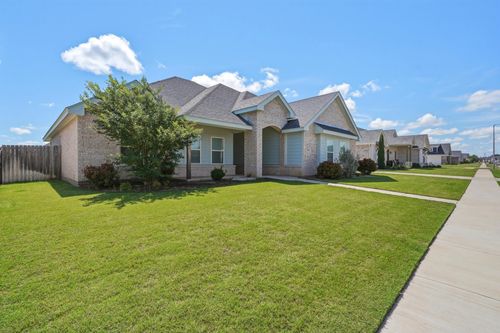 6609 Desert Willow Trl, Abilene, TX, 79606-1870 | Card Image