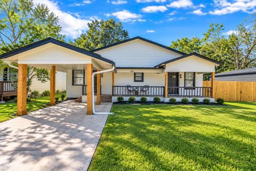 455 W Hooks St, Sour Lake, TX, 77659-2863 | Card Image