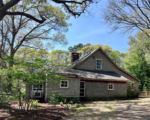225 Lamberts Cove Rd, West Tisbury, MA, 02575-5343 | Card Image
