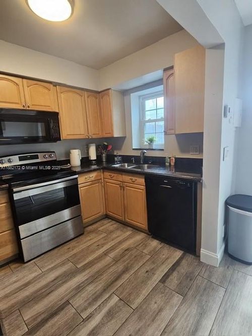 apt-6-2708 Ne 14th Street Cswy, Pompano Beach, FL, 33062-3564 | Card Image