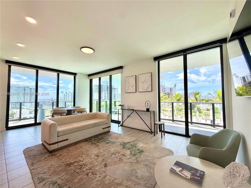 602-580 72nd St, Miami Beach, FL, 33141-3096 | Card Image