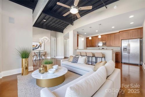 apt-407-2338 Yadkin Ave, Charlotte, NC, 28205-1890 | Card Image