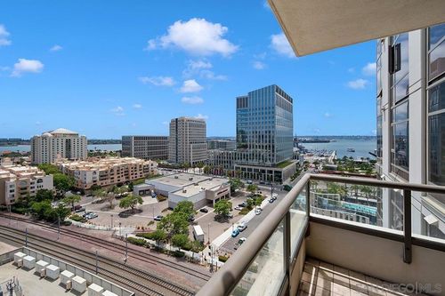 1306-700 E St, San Diego, CA, 92101 | Card Image