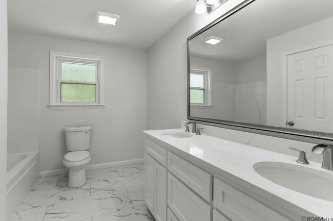 32875 Walker Rd N, House other with 4 bedrooms, 1 bathrooms and null parking in Walker LA | Image 11