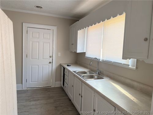 307 Hawthorne Rd, Fayetteville, NC, 28301-4333 | Card Image