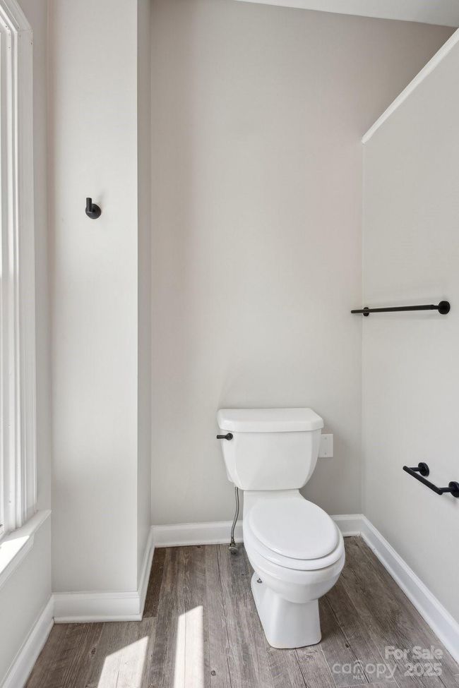 Half bath in Bedroom no. 3 | Image 31