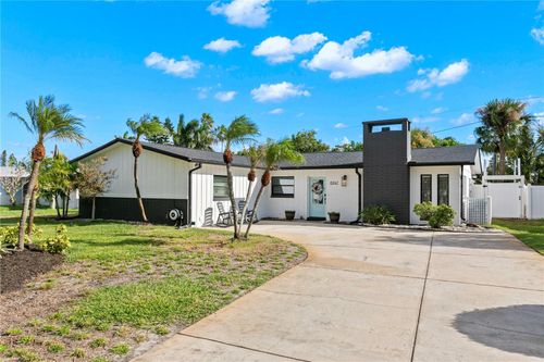 6947 S Shore Dr S, SOUTH PASADENA, FL, 33707-4602 | Card Image